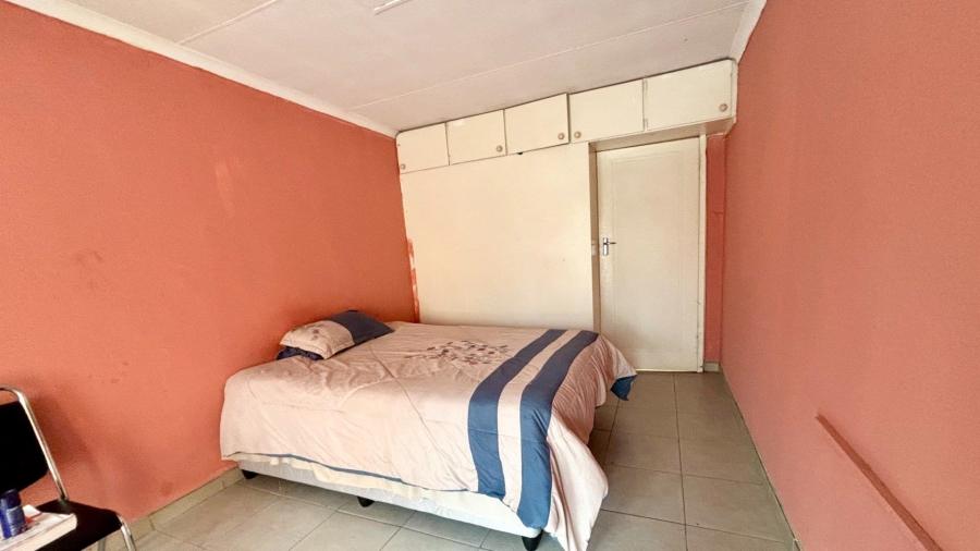 3 Bedroom Property for Sale in Lindhaven Gauteng