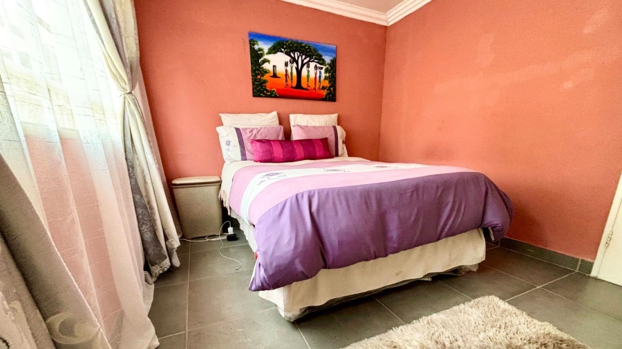 3 Bedroom Property for Sale in Lindhaven Gauteng