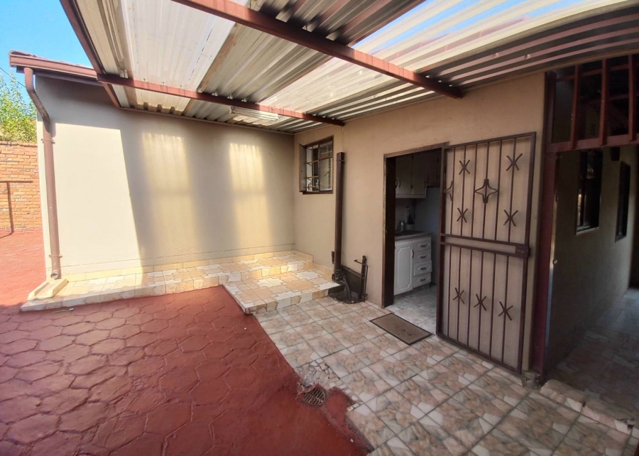 3 Bedroom Property for Sale in Atteridgeville Gauteng