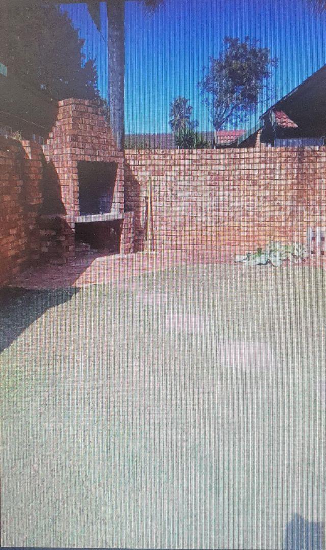 To Let 3 Bedroom Property for Rent in Clubview Gauteng