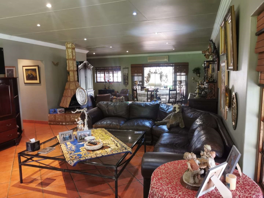 4 Bedroom Property for Sale in Kameeldrift East Gauteng