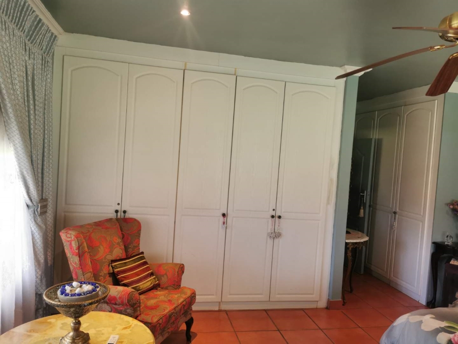 4 Bedroom Property for Sale in Kameeldrift East Gauteng