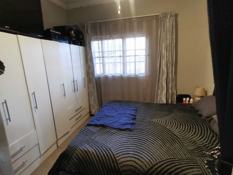 4 Bedroom Property for Sale in Kameeldrift East Gauteng