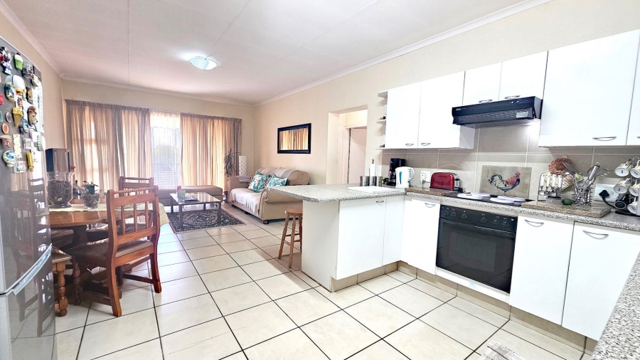 2 Bedroom Property for Sale in Weltevreden Park Gauteng