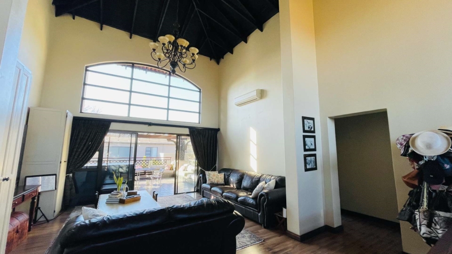 5 Bedroom Property for Sale in Midstream Estate Gauteng