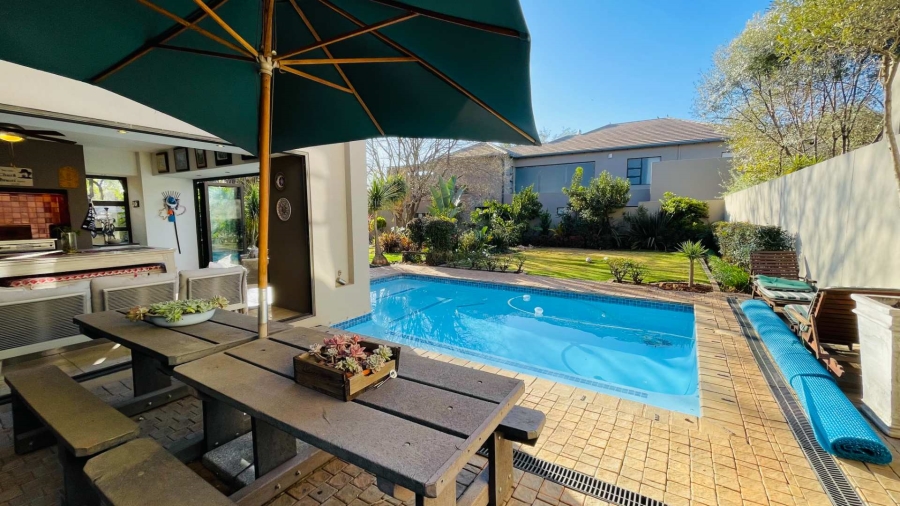 5 Bedroom Property for Sale in Midstream Estate Gauteng