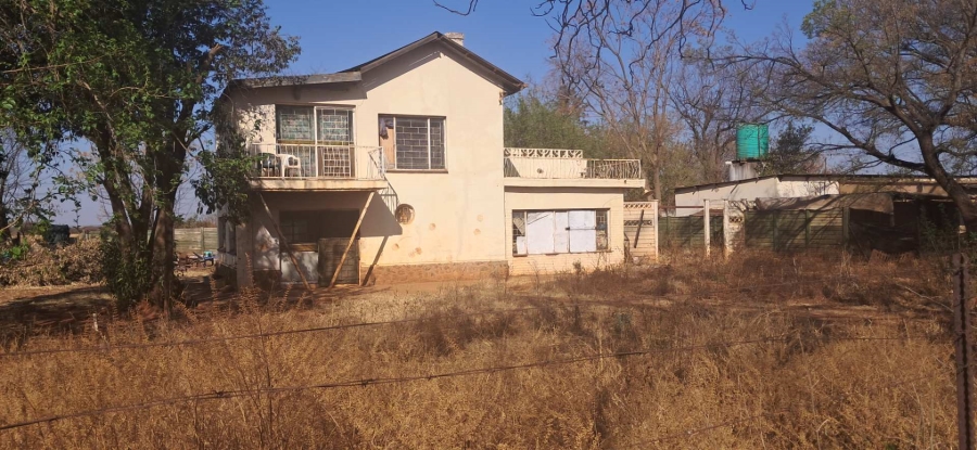 6 Bedroom Property for Sale in Haakdoornboom Gauteng