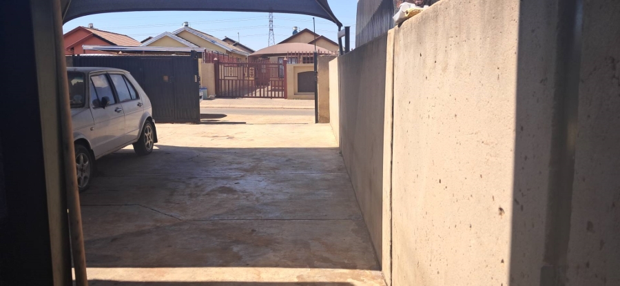 To Let 3 Bedroom Property for Rent in Soshanguve East Gauteng