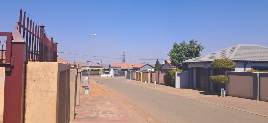 To Let 3 Bedroom Property for Rent in Soshanguve East Gauteng