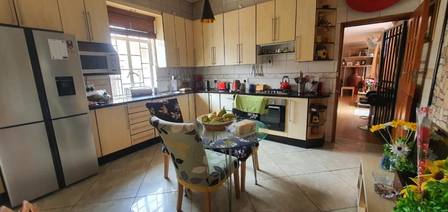 4 Bedroom Property for Sale in Observatory Gauteng