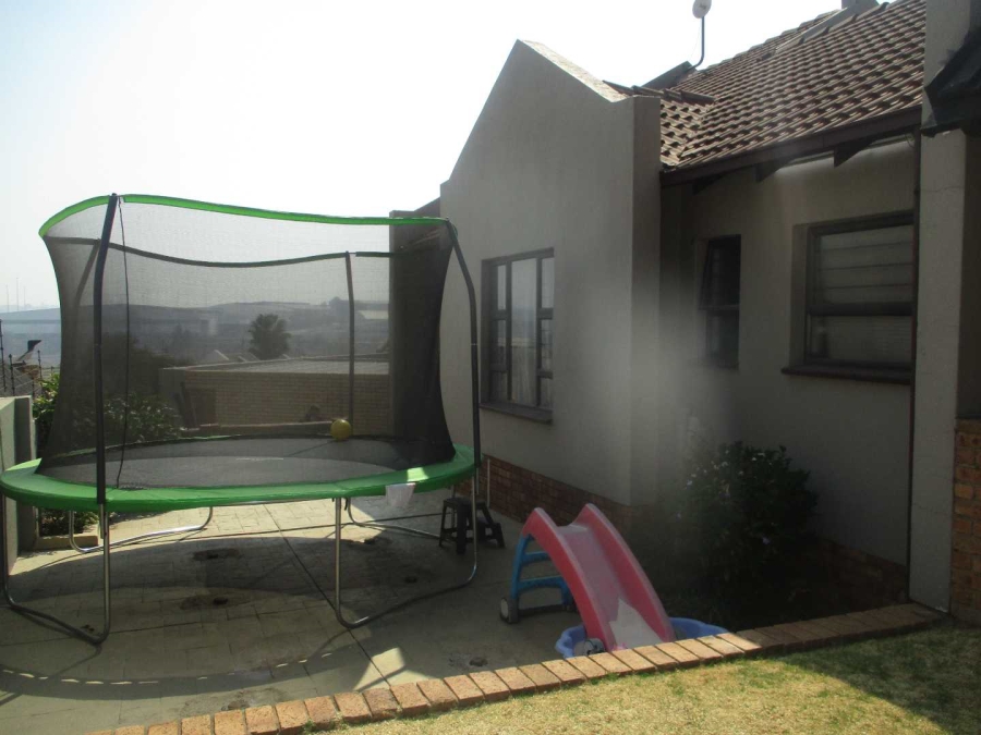 3 Bedroom Property for Sale in Elandshaven Gauteng