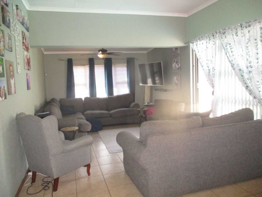 3 Bedroom Property for Sale in Elandshaven Gauteng