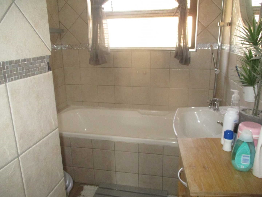 3 Bedroom Property for Sale in Elandshaven Gauteng