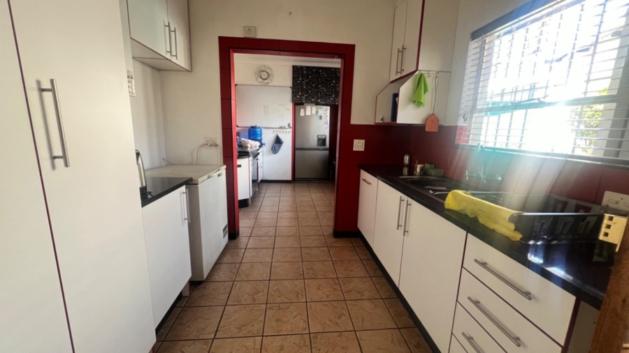 3 Bedroom Property for Sale in Mondeor Gauteng