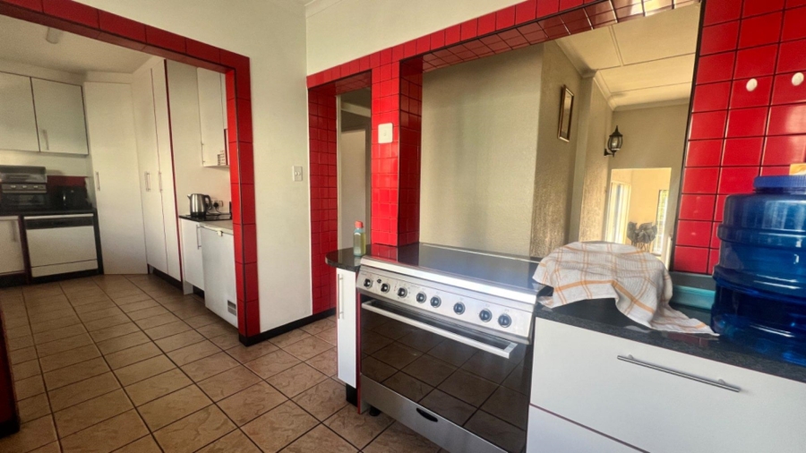 3 Bedroom Property for Sale in Mondeor Gauteng