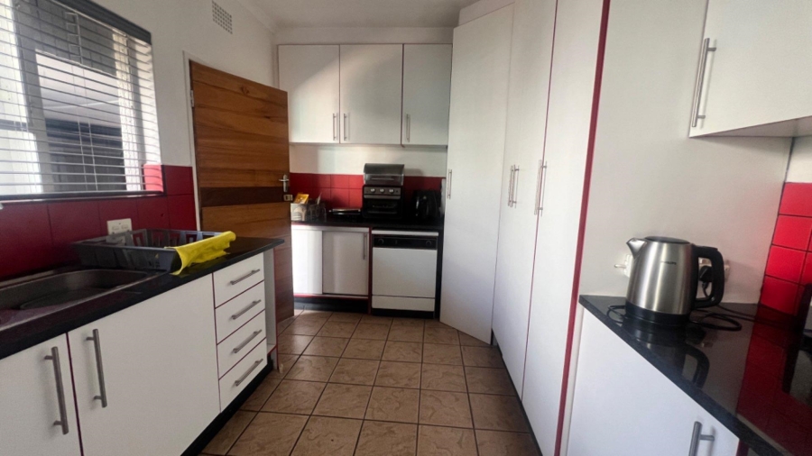 3 Bedroom Property for Sale in Mondeor Gauteng