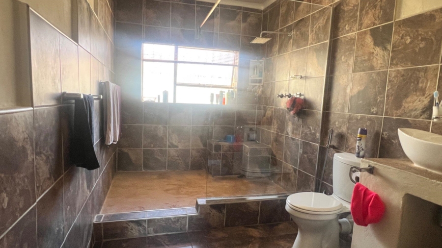 3 Bedroom Property for Sale in Mondeor Gauteng