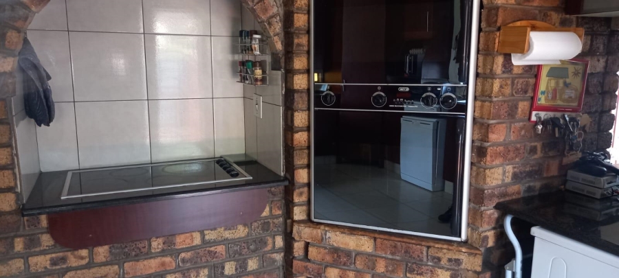 3 Bedroom Property for Sale in Randhart Gauteng