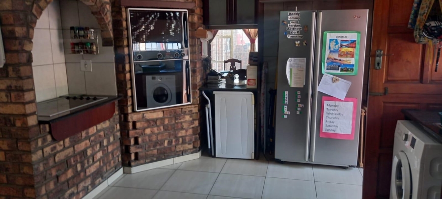 3 Bedroom Property for Sale in Randhart Gauteng