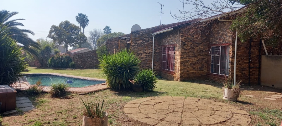 3 Bedroom Property for Sale in Randhart Gauteng