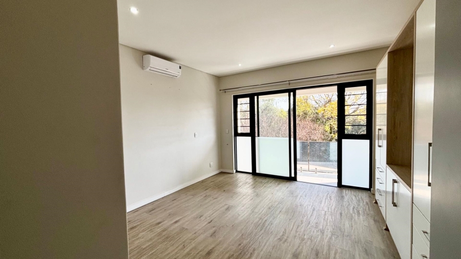 To Let 3 Bedroom Property for Rent in Bryanston Gauteng