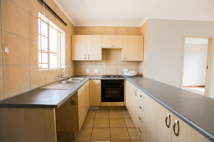 1 Bedroom Property for Sale in Newmark Estate Gauteng