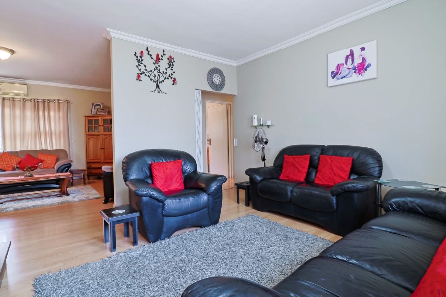 3 Bedroom Property for Sale in New Redruth Gauteng