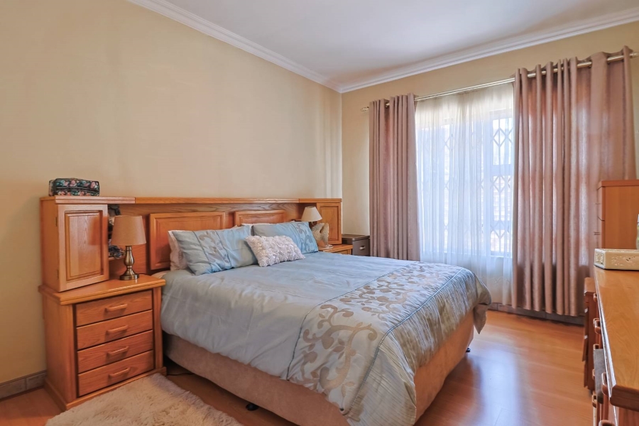 3 Bedroom Property for Sale in New Redruth Gauteng