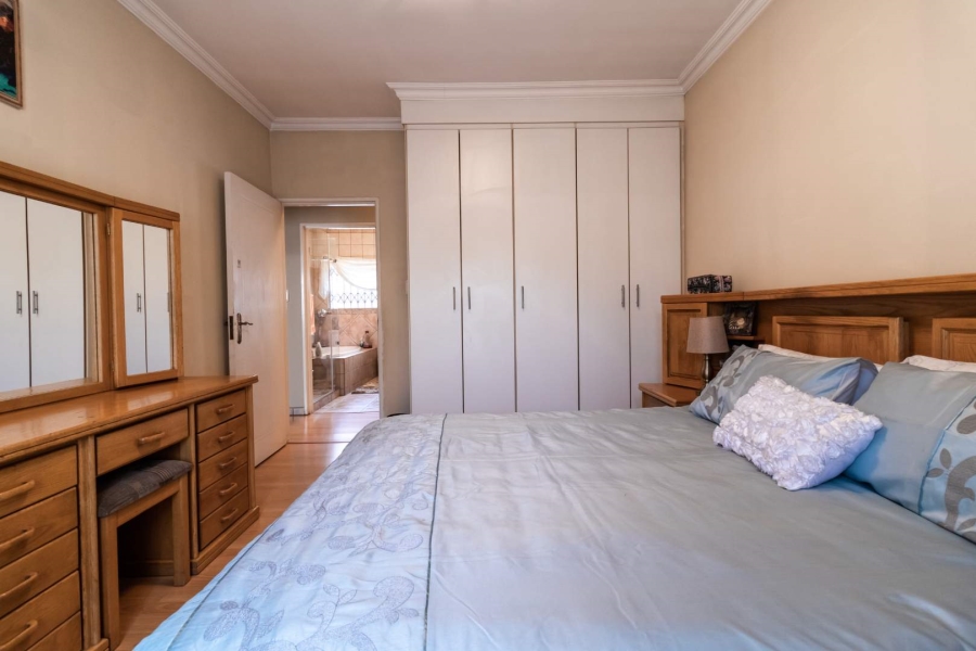 3 Bedroom Property for Sale in New Redruth Gauteng