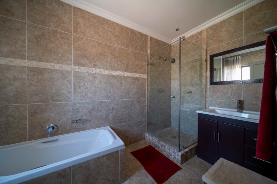 4 Bedroom Property for Sale in Ebotse Golf Estate Gauteng