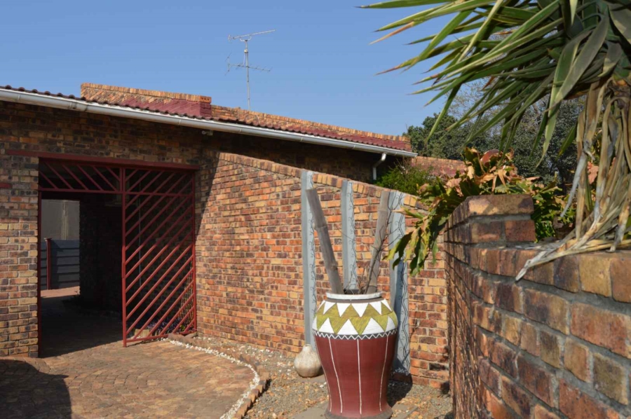 4 Bedroom Property for Sale in Randhart Gauteng