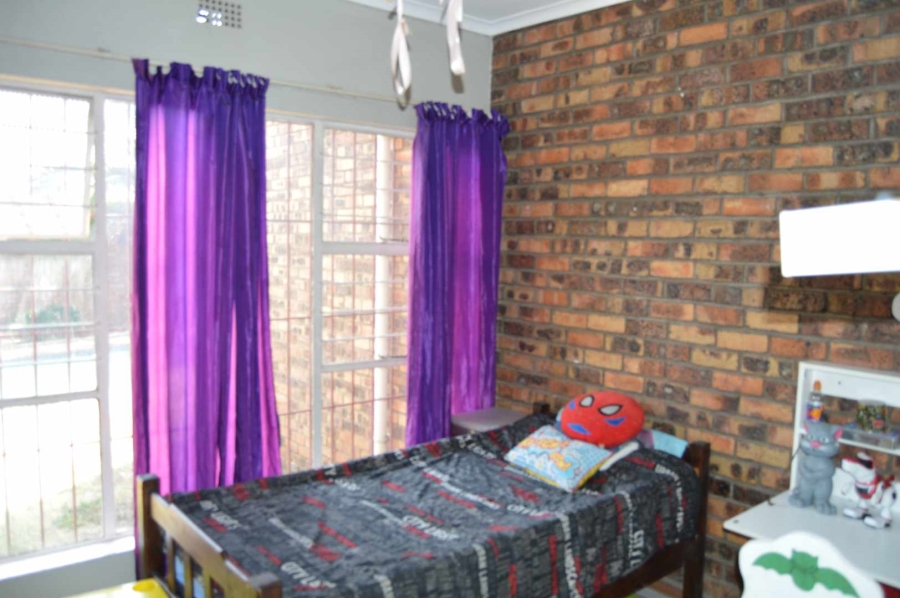 4 Bedroom Property for Sale in Randhart Gauteng