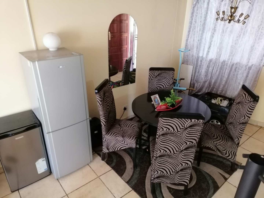 2 Bedroom Property for Sale in Muckleneuk Gauteng