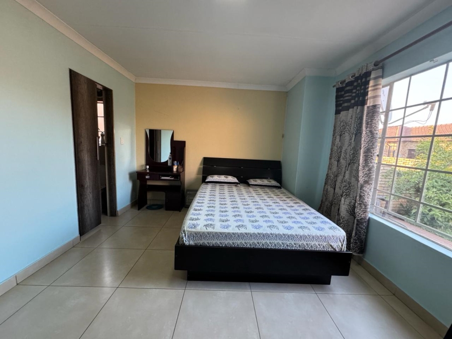 3 Bedroom Property for Sale in Noordwyk Gauteng