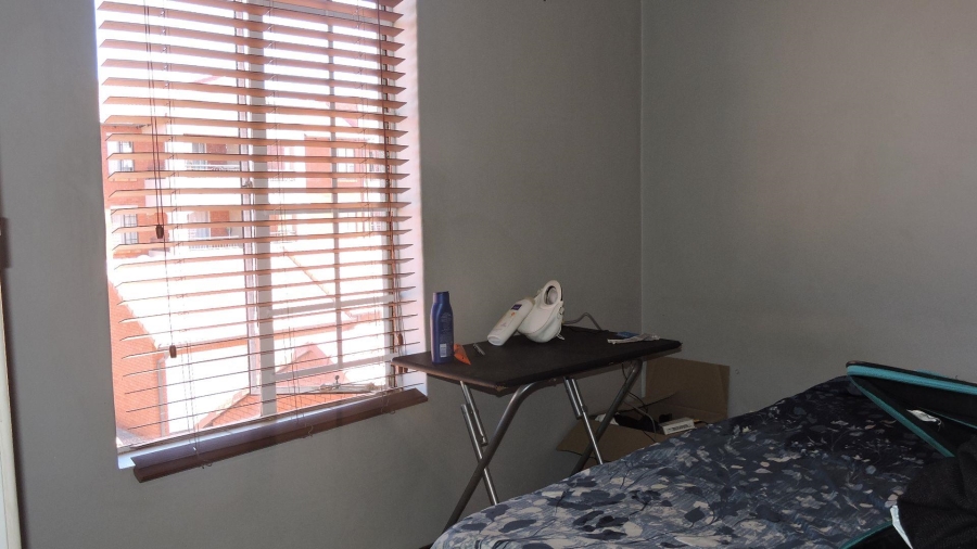 2 Bedroom Property for Sale in Eco Park Gauteng