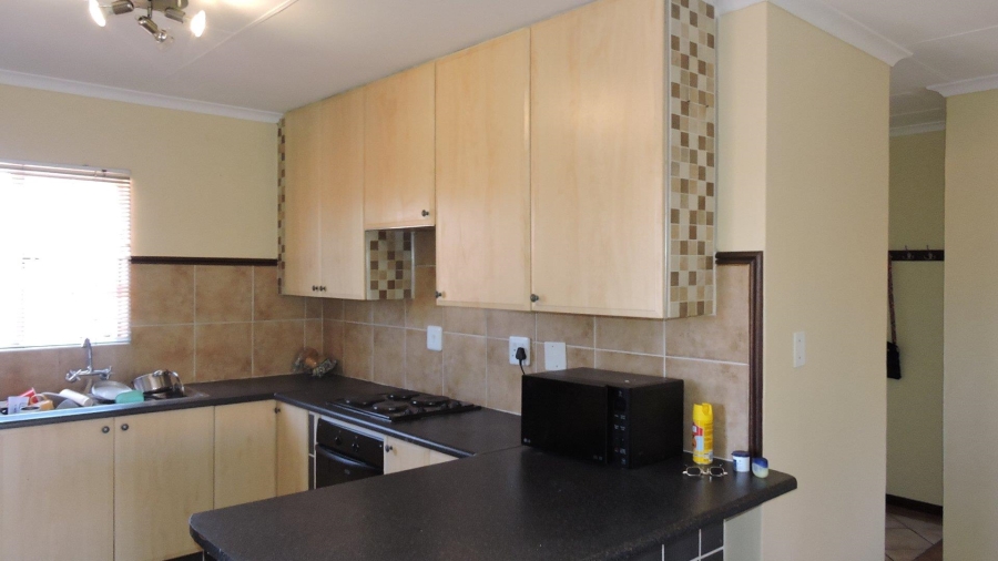 2 Bedroom Property for Sale in Eco Park Gauteng