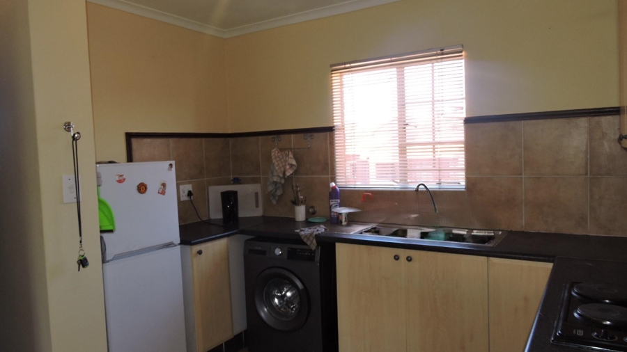 2 Bedroom Property for Sale in Eco Park Gauteng