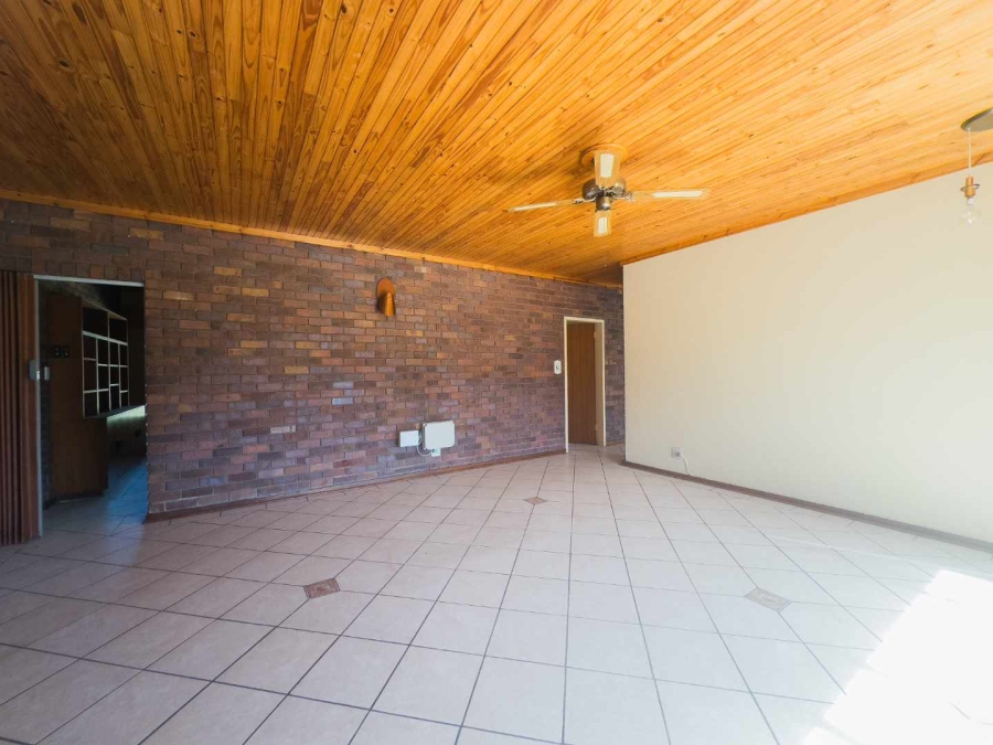 3 Bedroom Property for Sale in Monument Park Ext 8 Gauteng