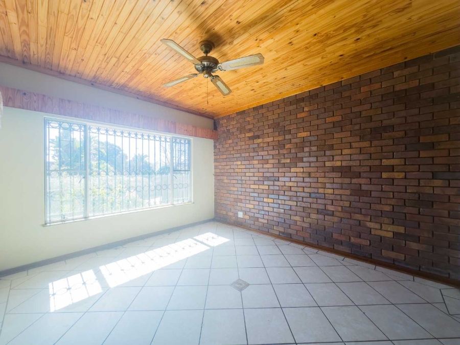 3 Bedroom Property for Sale in Monument Park Ext 8 Gauteng