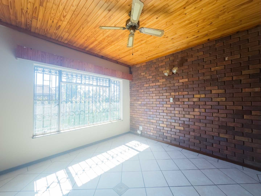 3 Bedroom Property for Sale in Monument Park Ext 8 Gauteng