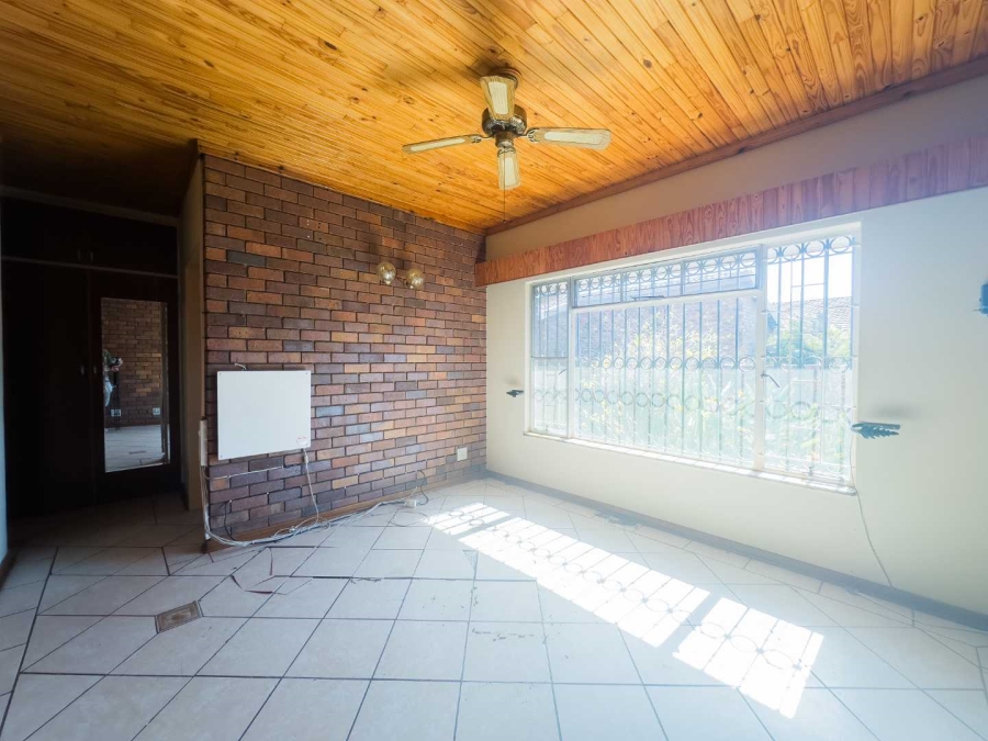 3 Bedroom Property for Sale in Monument Park Ext 8 Gauteng