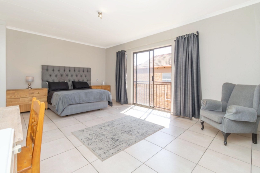 3 Bedroom Property for Sale in Wilgeheuwel Gauteng