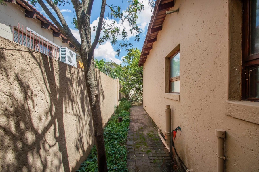 2 Bedroom Property for Sale in Noordhang Gauteng