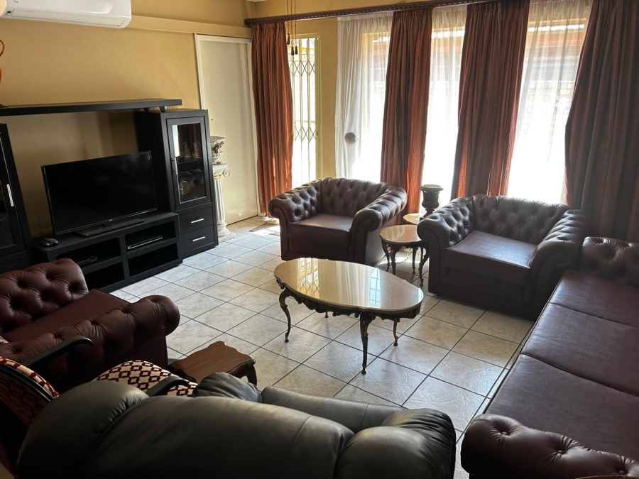 3 Bedroom Property for Sale in New Redruth Gauteng