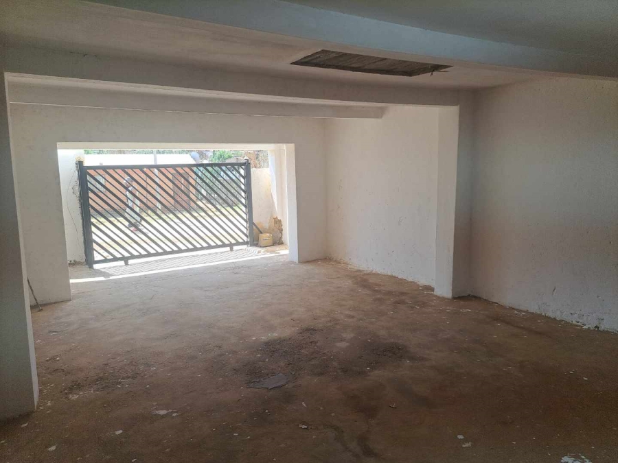 7 Bedroom Property for Sale in Mamelodi East Gauteng