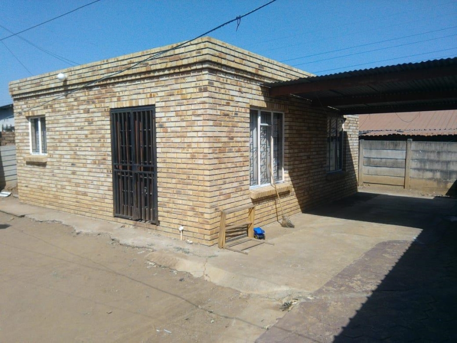 4 Bedroom Property for Sale in Eersterust Gauteng