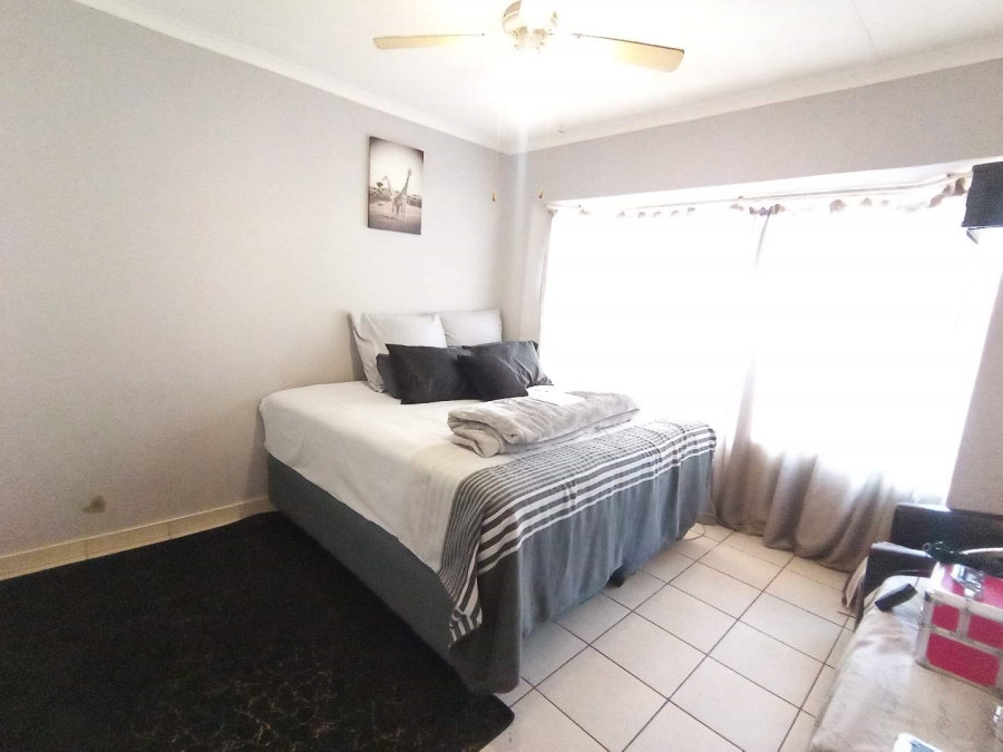 1 Bedroom Property for Sale in Norkem Park Gauteng