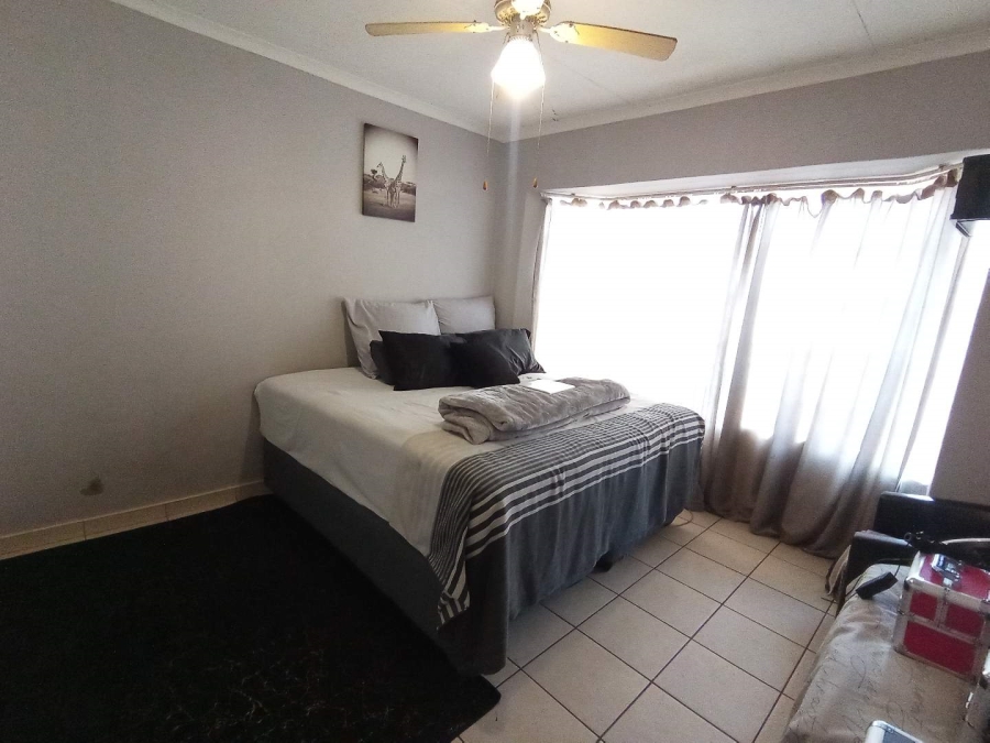 1 Bedroom Property for Sale in Norkem Park Gauteng