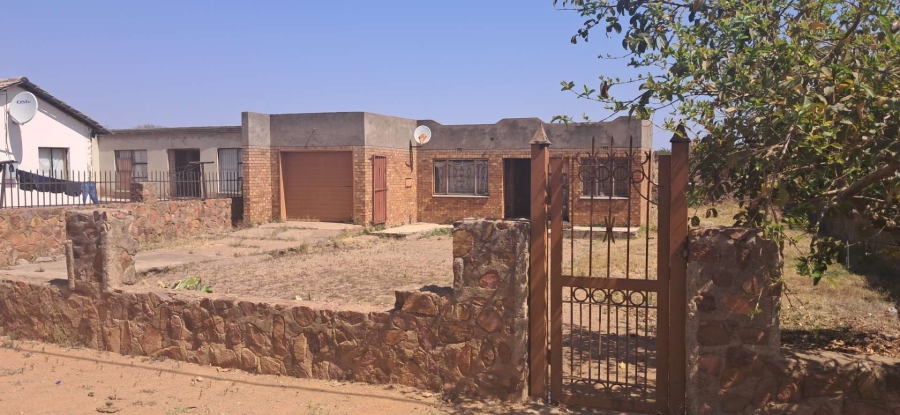 2 Bedroom Property for Sale in Soshanguve JJ Gauteng