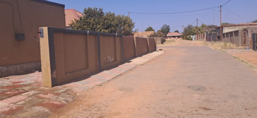 2 Bedroom Property for Sale in Soshanguve JJ Gauteng